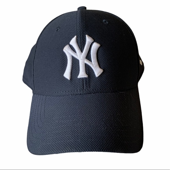 under armour yankees hat
